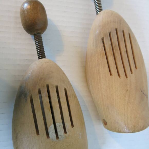 VINTAGE Shoe Trees Stretcher Pair Men's Wood Metal Size Large West Germany - Picture 9 of 13